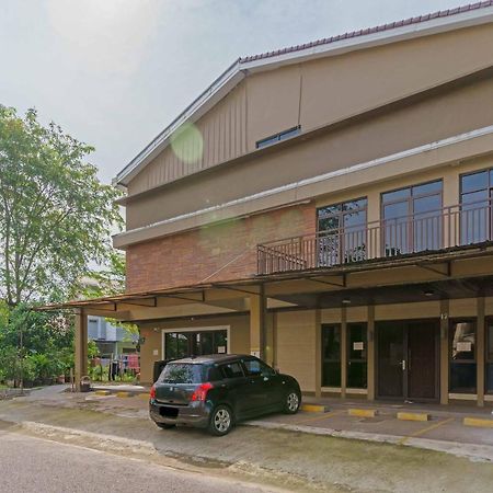 Hotel Koolkost Syariah At Taman Simprug Cikarang Bekasi Zewnętrze zdjęcie