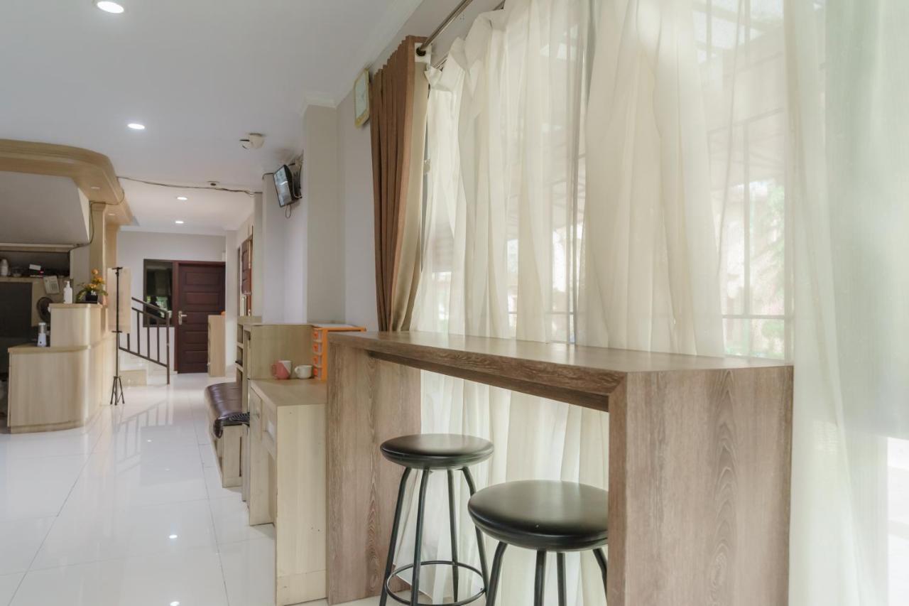 Hotel Koolkost Syariah At Taman Simprug Cikarang Bekasi Zewnętrze zdjęcie